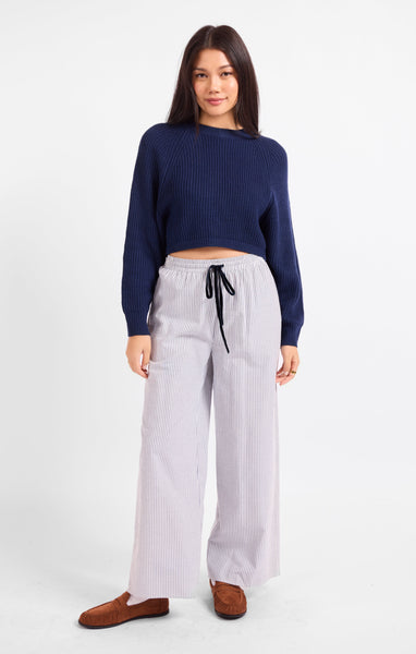 Calm Reader Pullover - Navy
