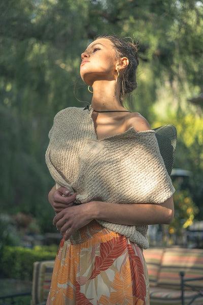 Patch Sleeveless Sweater - Oatmeal