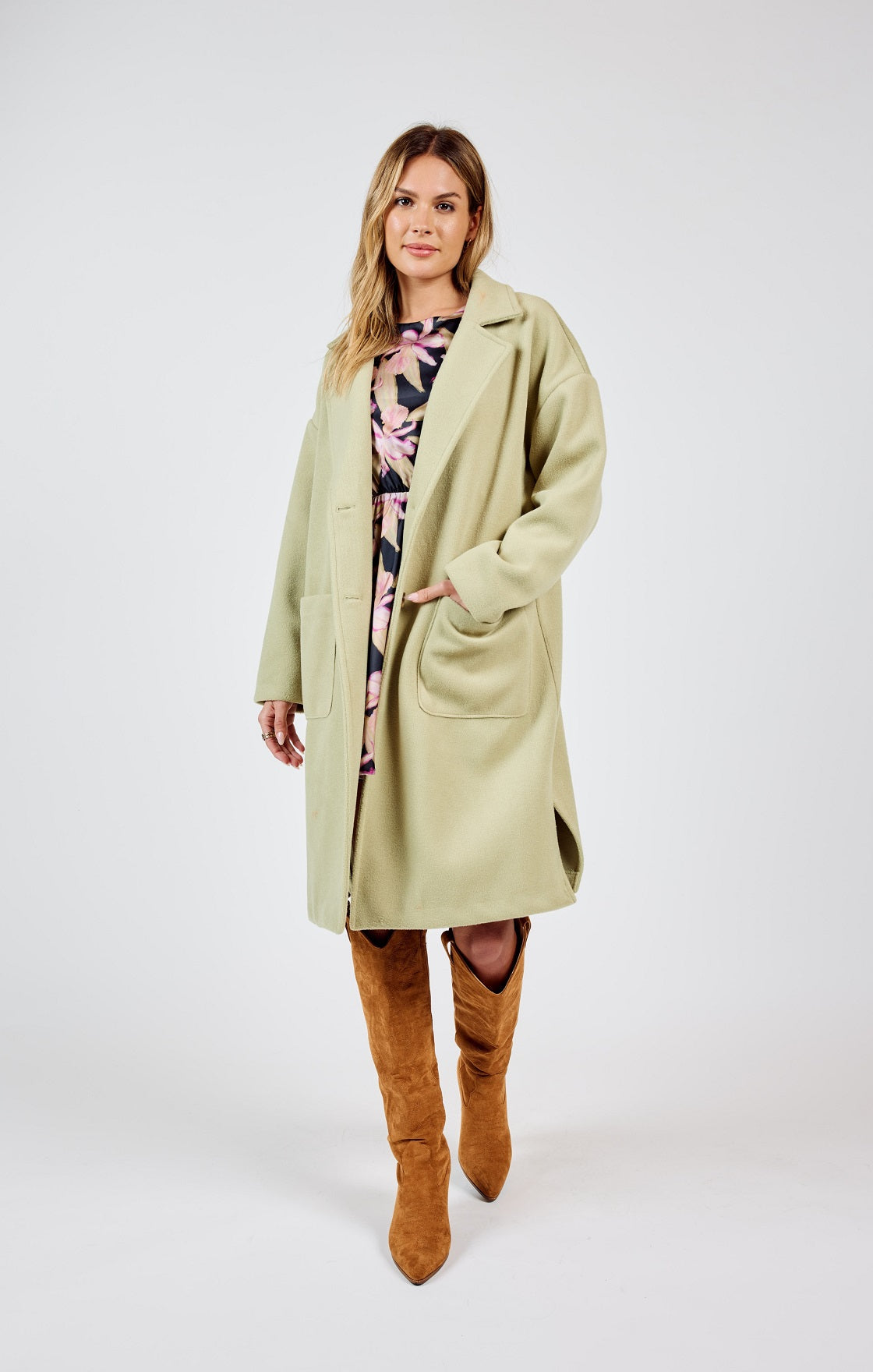 Sharon Buttoned Long Coat - Green