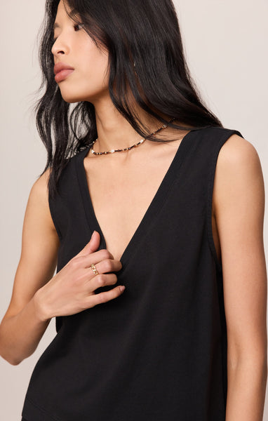 Sloane V-Neck Top - Black